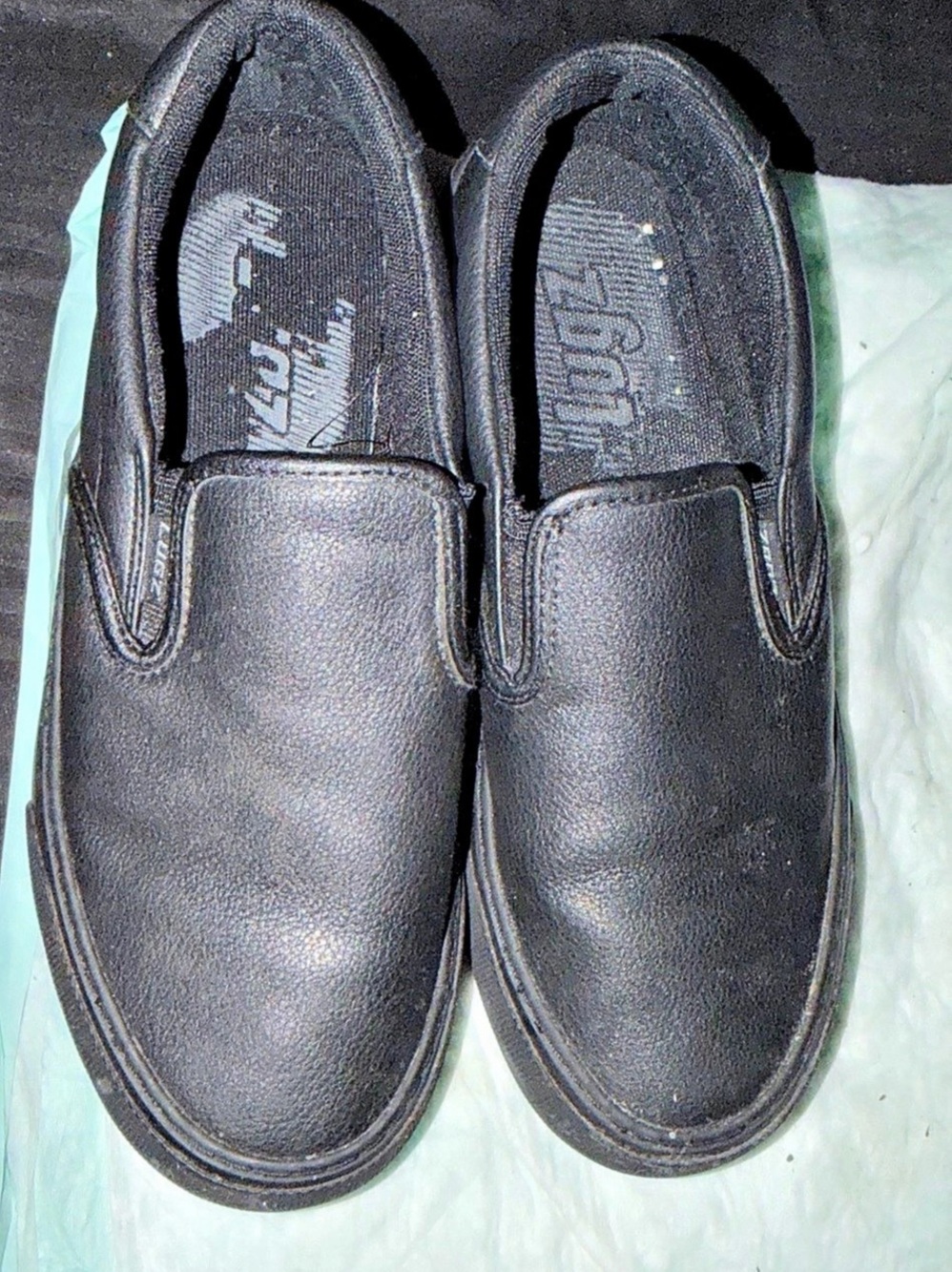 Woman’s lugz non slip shoes size us 9 and eur 40.5